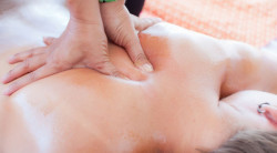 Deep tissue massage - Complete Health Clinic